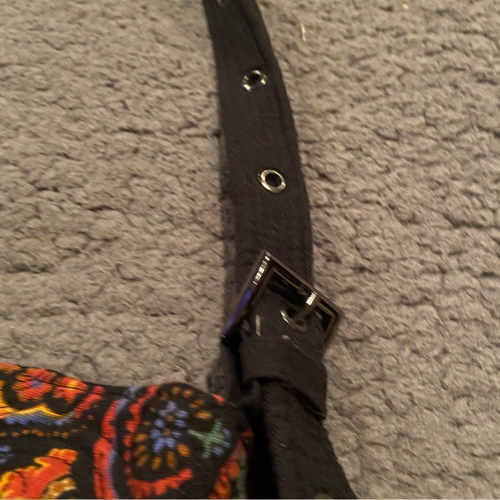 Donna Sharp Crossbody Purse - Picture 6 of 14